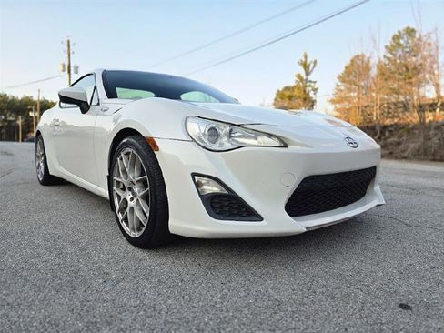 Used 2013 Scion FR-S image 13