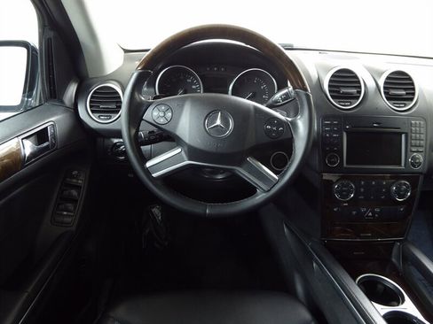 Used 2010 Mercedes-Benz ML 350 4MATIC image 9