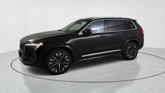 New 2026 Volvo XC90 T8 Plus w/ Protection Package AWD/4WD image 3