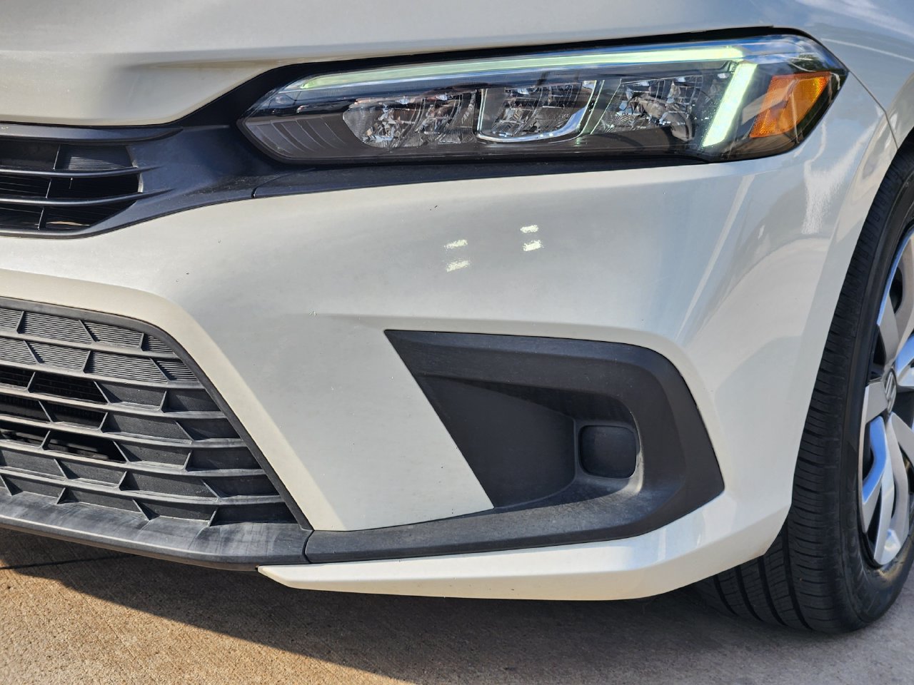 Used 2024 Honda Civic LX image 9