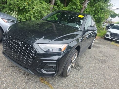 Used 2023 Audi Q5 2.0T Premium Plus w/ Premium Plus Package AWD/4WD image 12