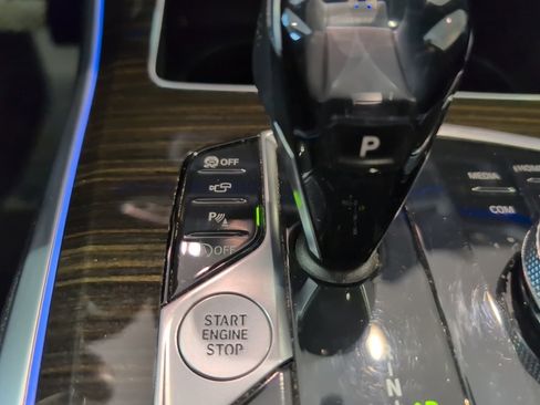 Used 2019 BMW X5 xDrive40i w/ Convenience Package image 30