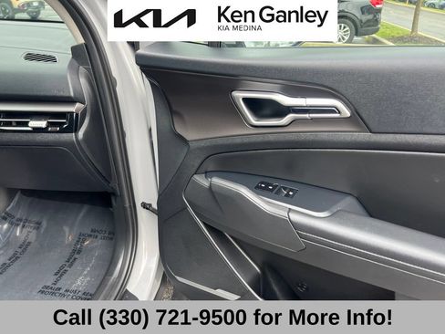 Certified 2026 Kia Sportage EX FWD image 60