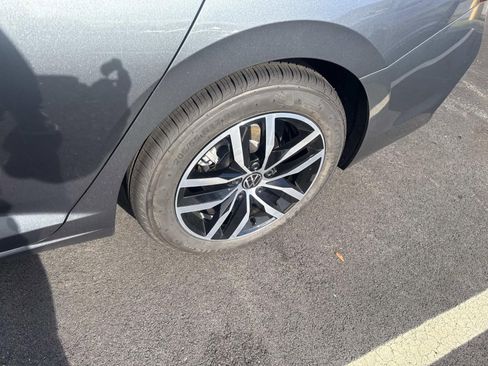 New 2026 Volkswagen Jetta SE image 5