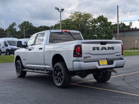 Used 2026 RAM 2500 Big Horn AWD/4WD image 5