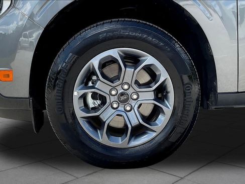 Used 2025 Ford Maverick XLT w/ Equipment Group 302A AWD/4WD image 21