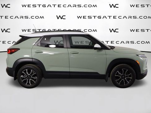 Used 2024 Chevrolet TrailBlazer ACTIV w/ Convenience Package FWD image 46