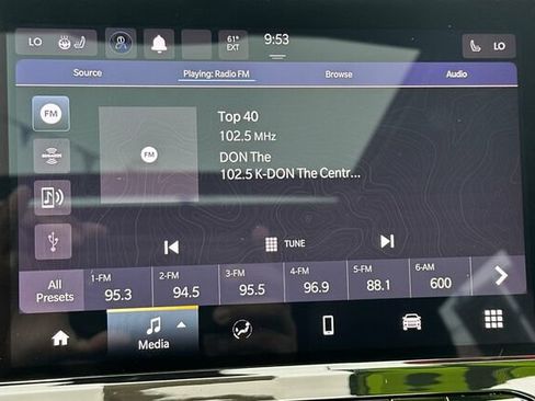 Used 2023 Jeep Compass Trailhawk w/ Sun and Sound Group AWD/4WD image 18