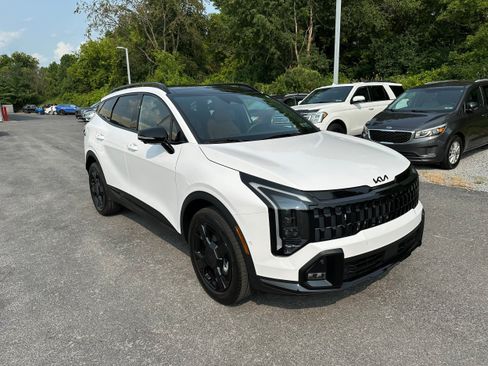 New 2026 Kia Sportage X-Line w/ X-Line Technology Package AWD/4WD image 3