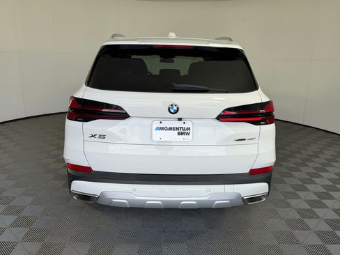 Certified 2024 BMW X5 xDrive40i w/ Premium Package AWD/4WD image 10