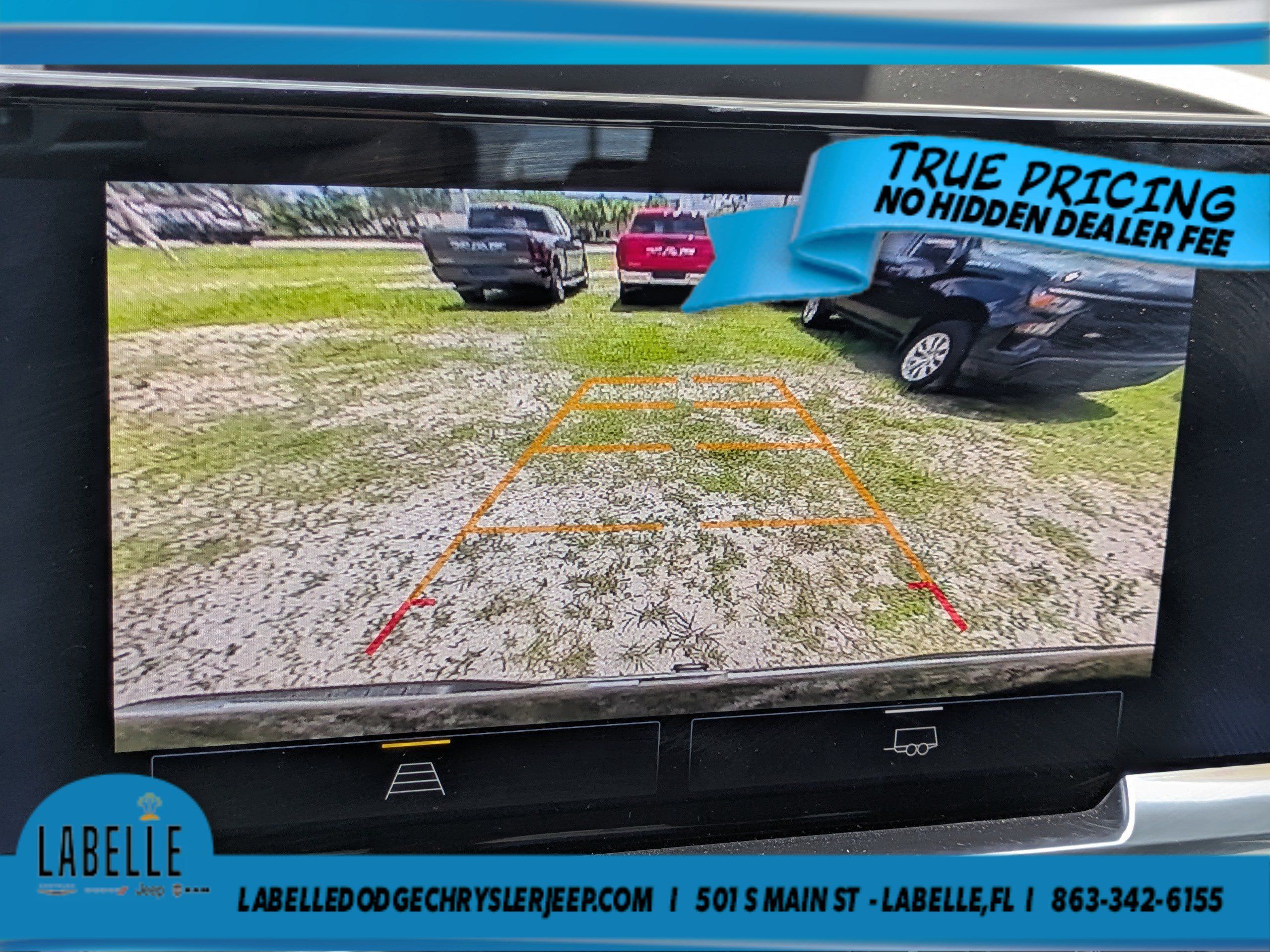Used 2024 Chevrolet Silverado 1500 LT RWD image 28