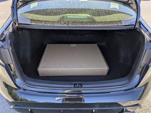 Used 2023 Toyota Corolla SE image 32