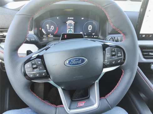 New 2026 Ford Explorer ST AWD/4WD image 30