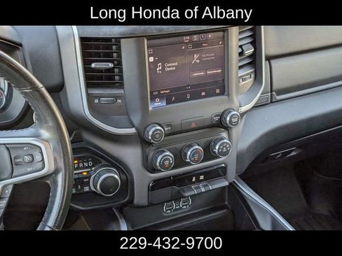 Used 2022 RAM 1500 Big Horn AWD/4WD image 18