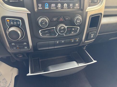 Used 2017 RAM 1500 Big Horn image 34