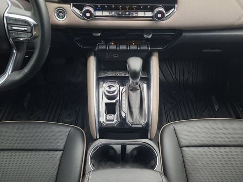 Used 2023 GMC Canyon Denali AWD/4WD image 11