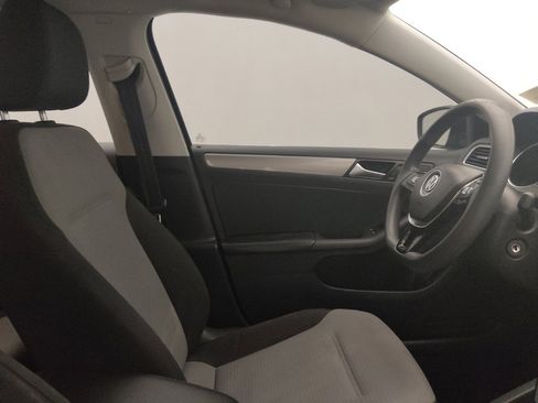 Used 2017 Volkswagen Jetta S image 21