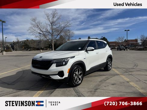 Used 2021 Kia Seltos EX image 1