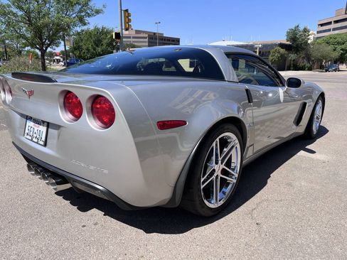 Used 2006 Chevrolet Corvette Z06 w/ Preferred Equipment Group RWD image 10