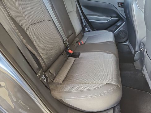 Used 2024 Subaru Crosstrek 2.0i Premium image 18