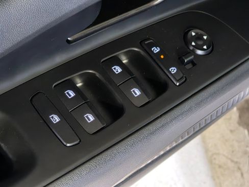 Certified 2025 Hyundai Elantra Sport FWD image 21