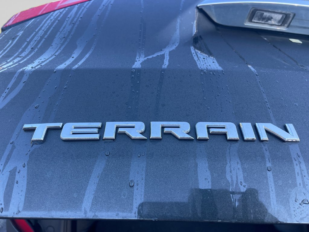 Certified 2018 GMC Terrain Denali w/ Advanced Safety Package AWD/4WD image 17