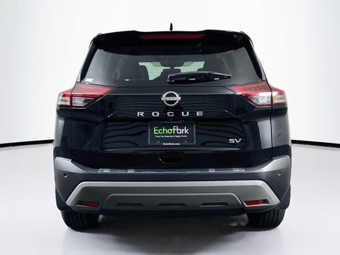 Used 2023 Nissan Rogue SV FWD image 7