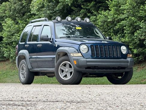 Used 2005 Jeep Liberty Renegade w/ Luxury Group AWD/4WD image 1