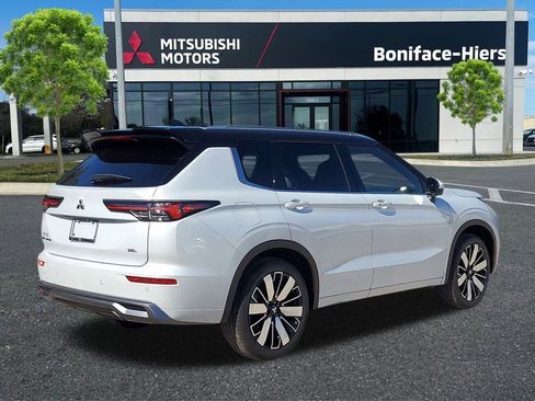 New 2026 Mitsubishi Outlander SEL FWD image 4