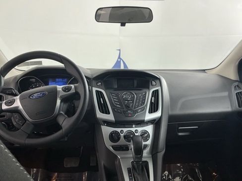 Used 2014 Ford Focus SE image 32