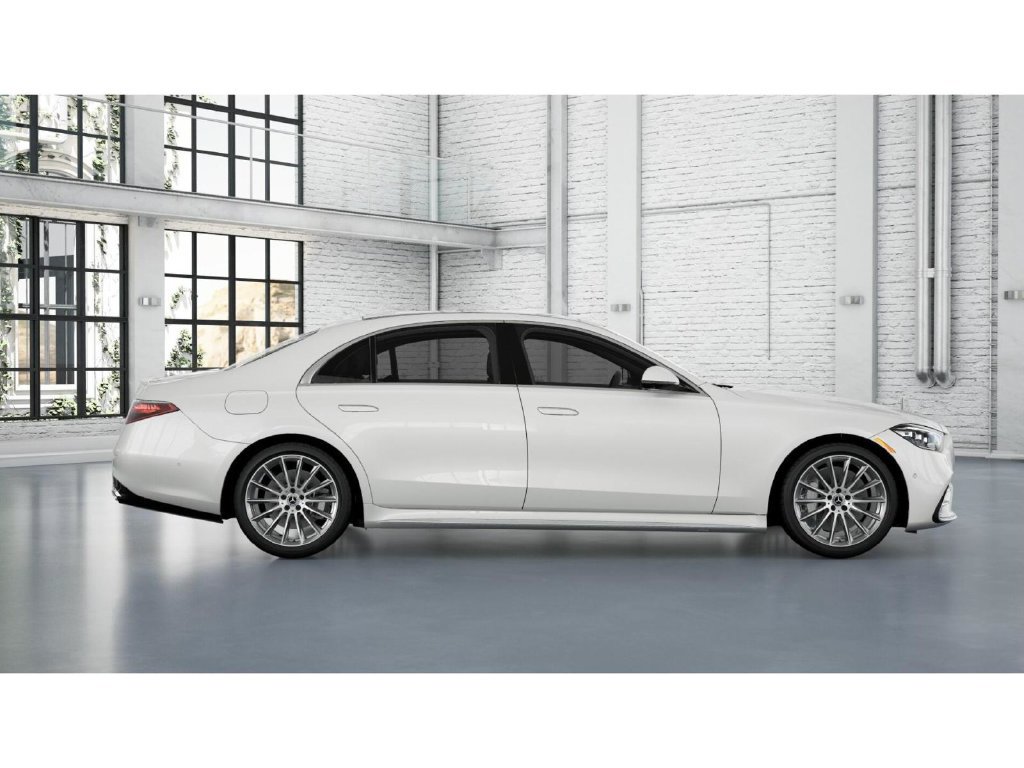 Used 2023 Mercedes-Benz S 500 4MATIC image 2