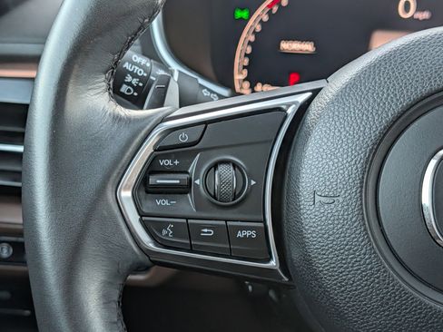 Used 2023 Acura MDX SH-AWD w/ Technology Package image 28