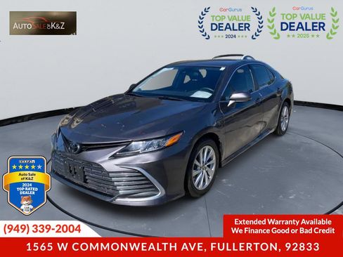 Used 2023 Toyota Camry LE FWD image 1