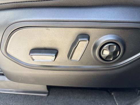 New 2026 Jeep Grand Cherokee Altitude RWD image 20