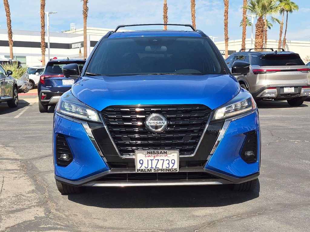 Used 2021 Nissan Kicks SR w/ Exterior Package FWD image 7