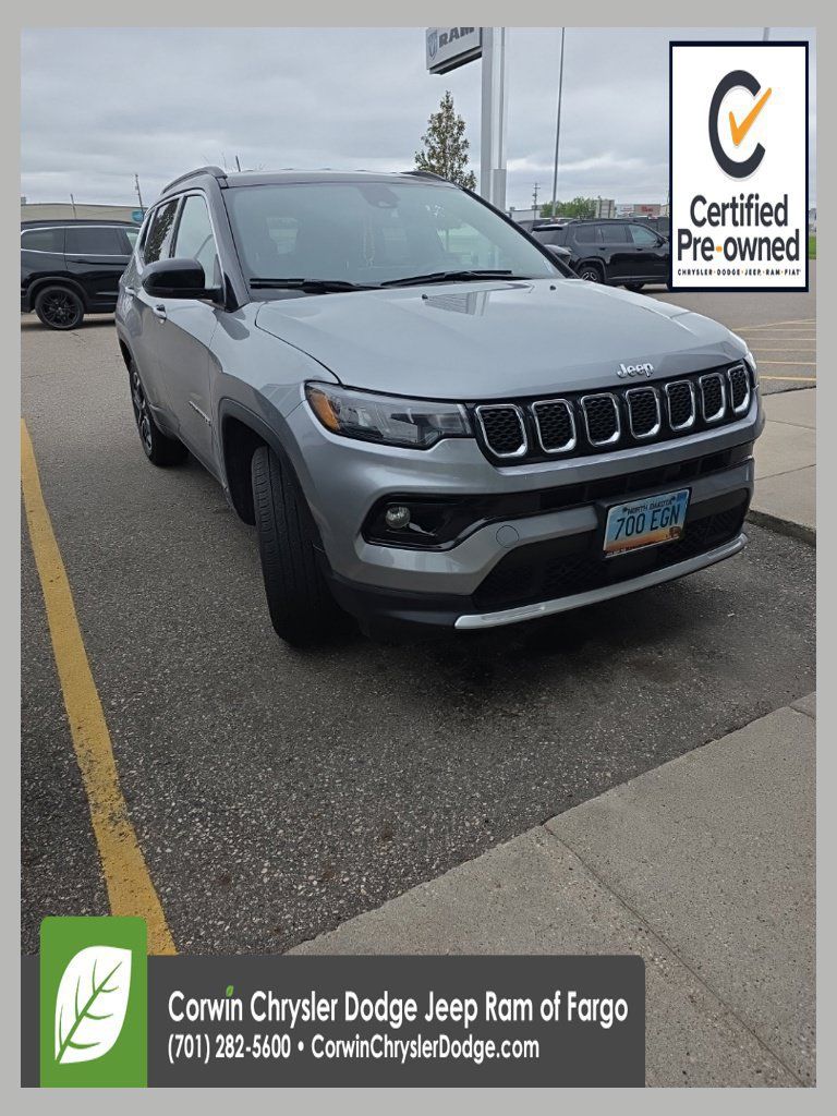 Certified 2024 Jeep Compass Limited AWD/4WD image 1