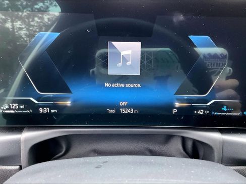 Used 2023 BMW 330e w/ Parking Assistance Package image 21