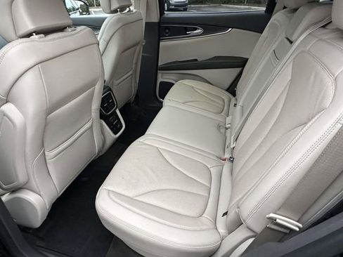 Used 2019 Lincoln Nautilus Reserve AWD/4WD image 14