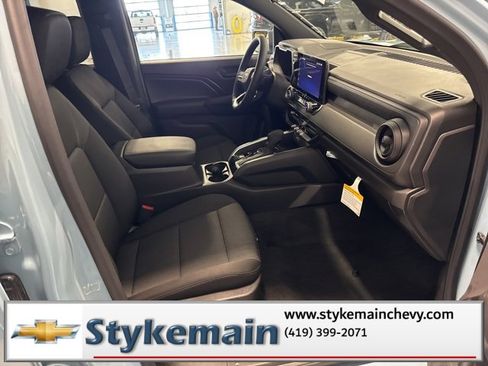 New 2026 Chevrolet Colorado W/T image 16