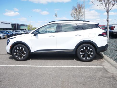 Used 2023 Kia Sportage X-Line AWD/4WD image 3