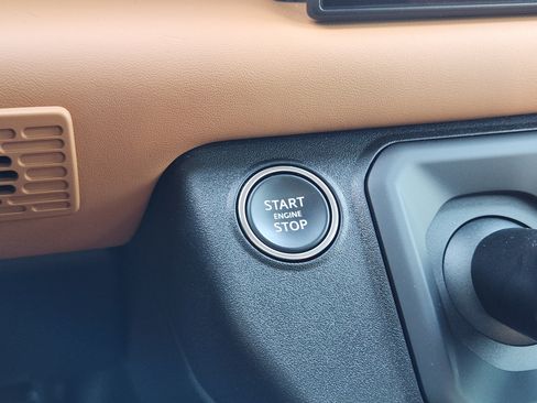 Certified 2023 Land Rover Defender 110 V8 AWD/4WD image 21