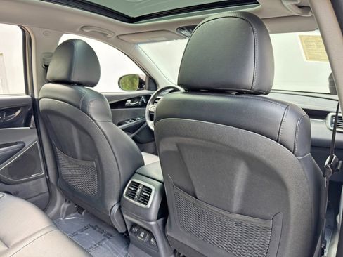 Used 2019 Kia Sorento SX w/ SX Touring Package AWD/4WD image 37