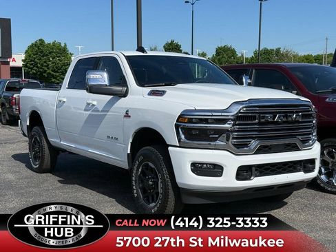 Certified 2026 RAM 2500 Laramie AWD/4WD image 1