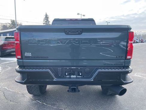 Used 2025 Chevrolet Silverado 2500 LTZ AWD/4WD image 6