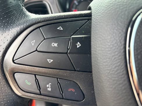 Used 2021 Dodge Challenger SXT w/ Driver Convenience Group AWD/4WD image 25