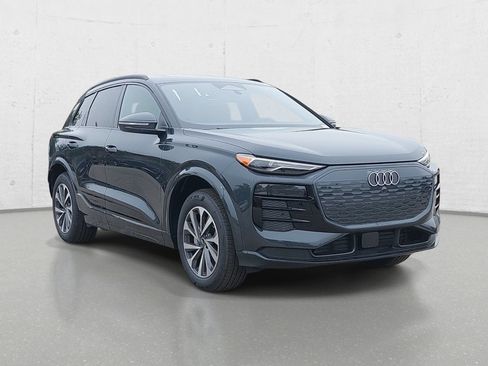 New 2027 Audi Q6 e-tron Premium AWD/4WD image 3