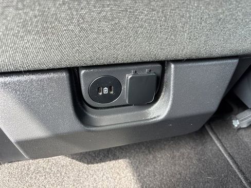 Used 2025 Ford F150 XLT w/ Equipment Group 301A Standard image 13