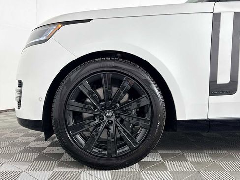 Used 2024 Land Rover Range Rover Long Wheelbase Autobiography AWD/4WD image 33