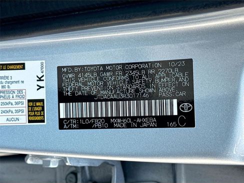Used 2024 Toyota Prius LE FWD image 27