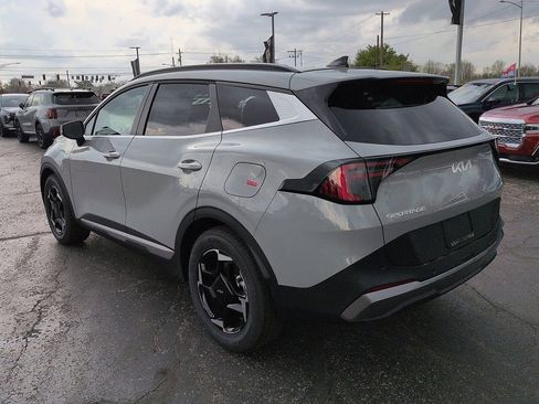 New 2026 Kia Sportage EX FWD image 5